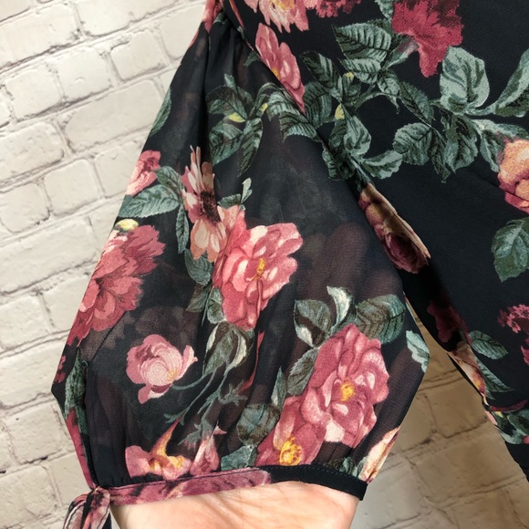 Gal Meets Glam Collection Ashlynn Floral Dress - Picture 10 of 12